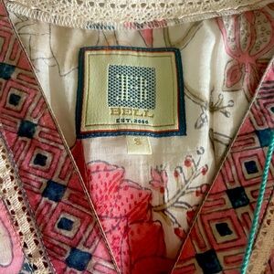 Bell Dress size small worn only once !!